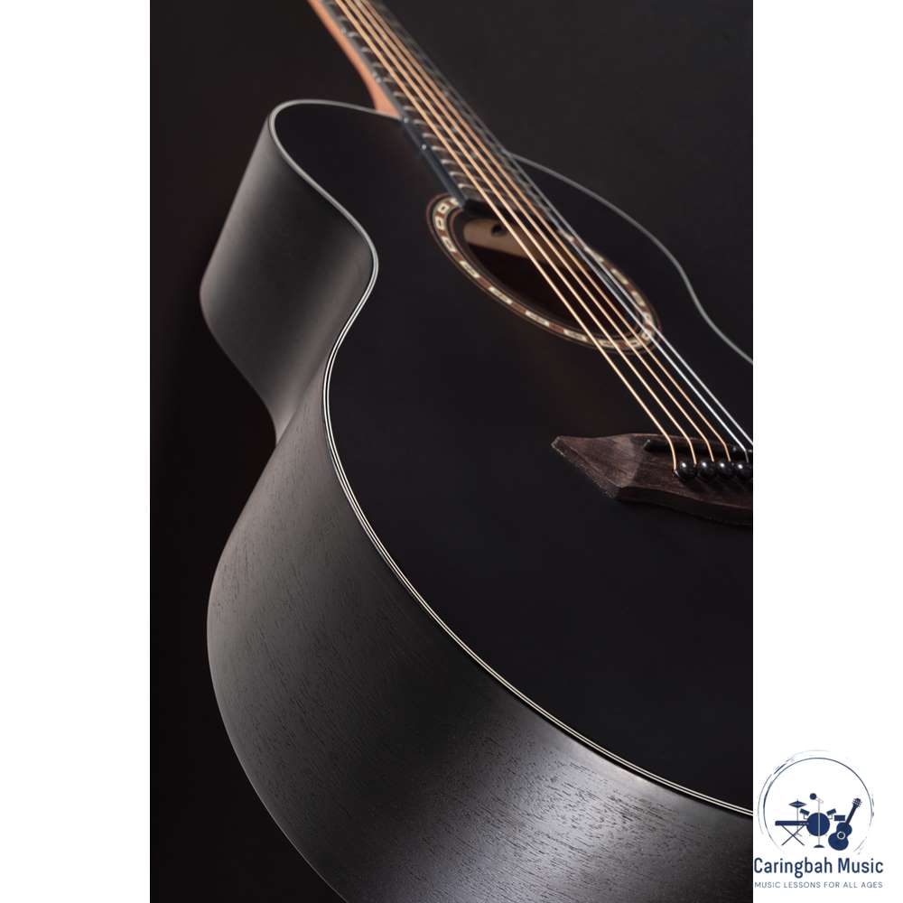 Washburn AGM5BMK-A-U G-Mini Traveller Guitar Apprentice, Black Matte
